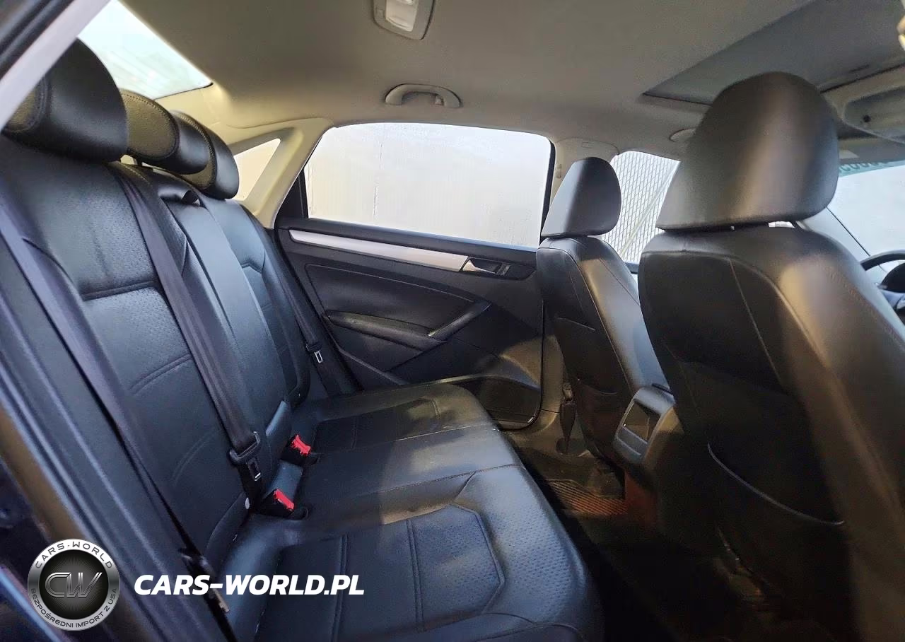 2012 Volkswagen Passat Se VIN:1VWBP7A33CC029837 - 10