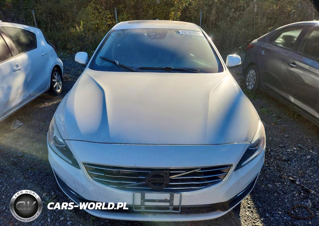 2017 Volvo S60 Platinum VIN:LYV402TM8HB126844 - 5