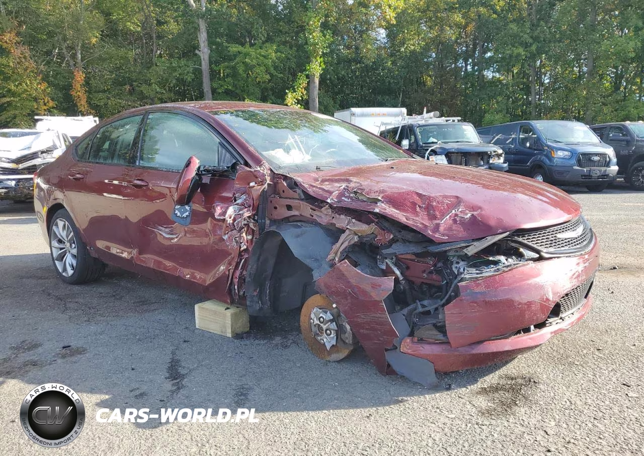 2016 Chrysler 200 S VIN:1C3CCCDG0GN163200 - 4