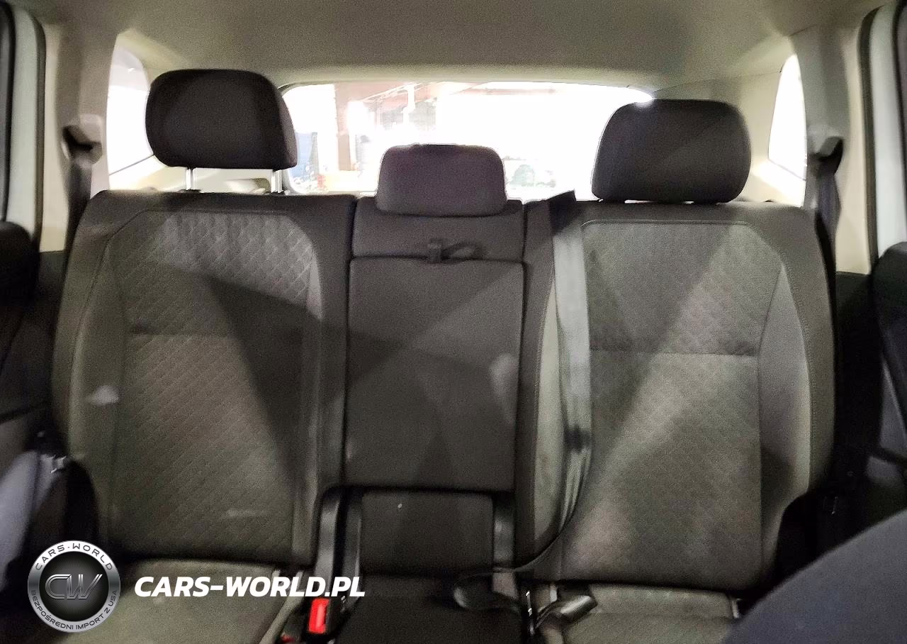 2020 Volkswagen Tiguan S VIN:3VV0B7AX9LM121966 - 10
