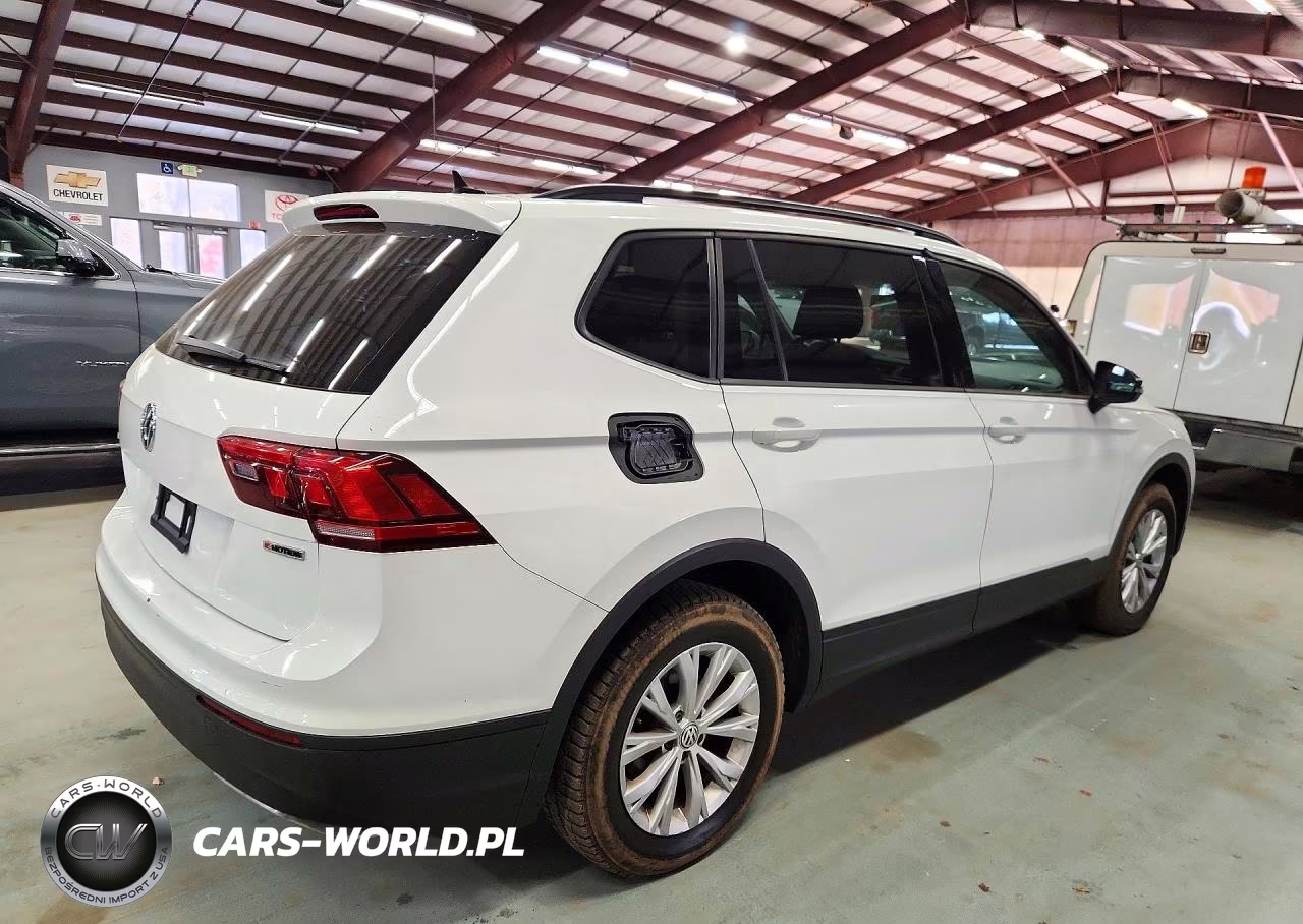 2020 Volkswagen Tiguan S VIN:3VV0B7AX9LM121966 - 3