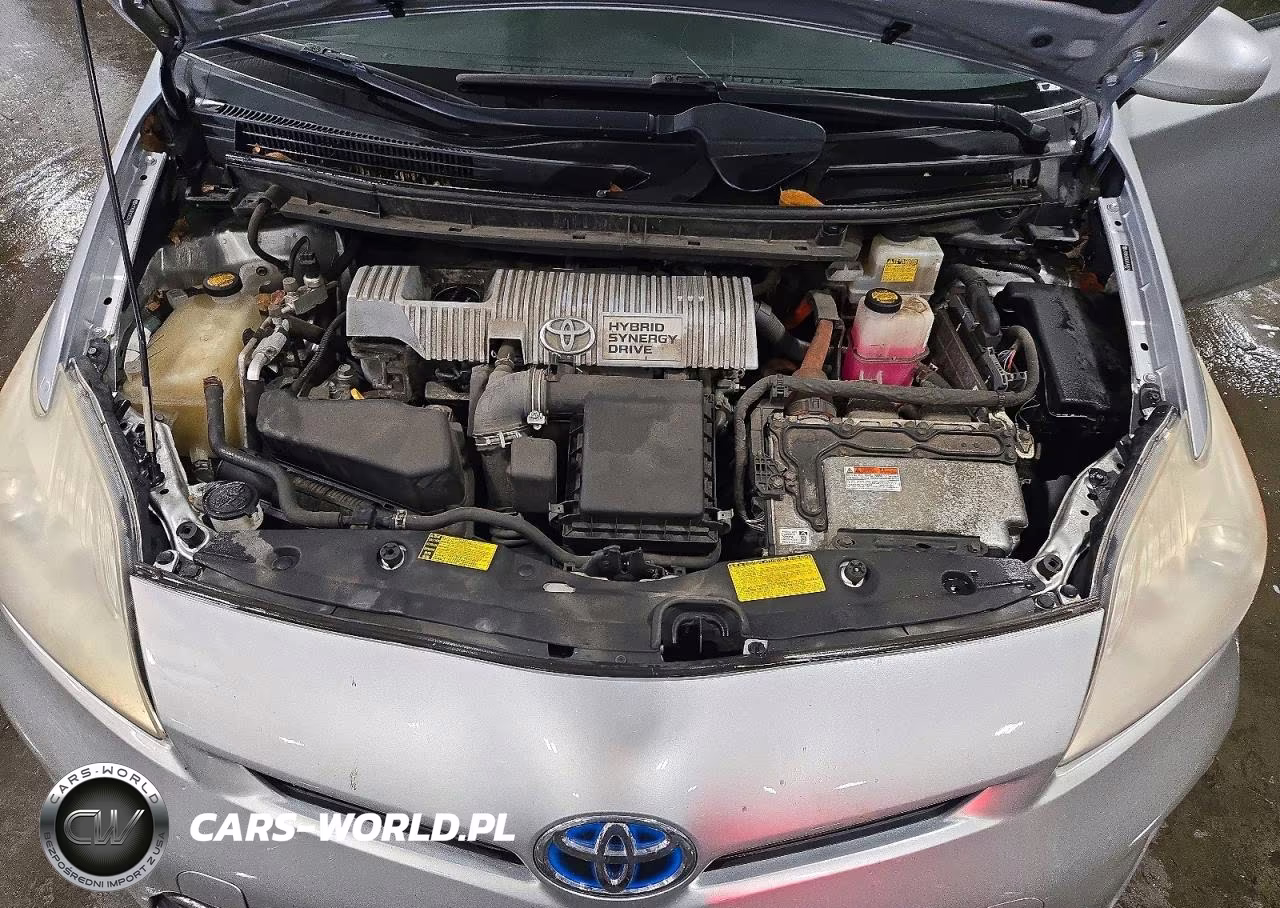 2012 Toyota Prius Three VIN:JTDKN3DU2C5393774 - 11