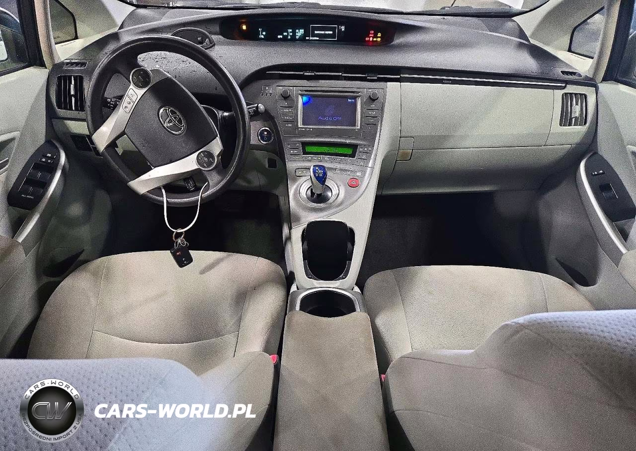 2012 Toyota Prius Three VIN:JTDKN3DU2C5393774 - 8