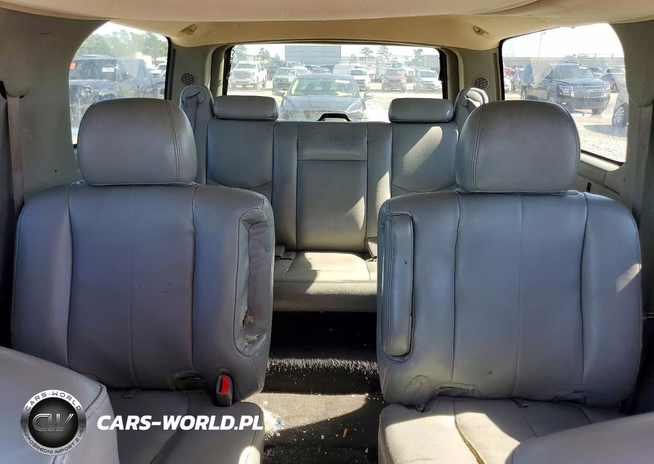 2003 Chevrolet Suburban C1500 VIN:3GNEC16Z23G341223 - 10
