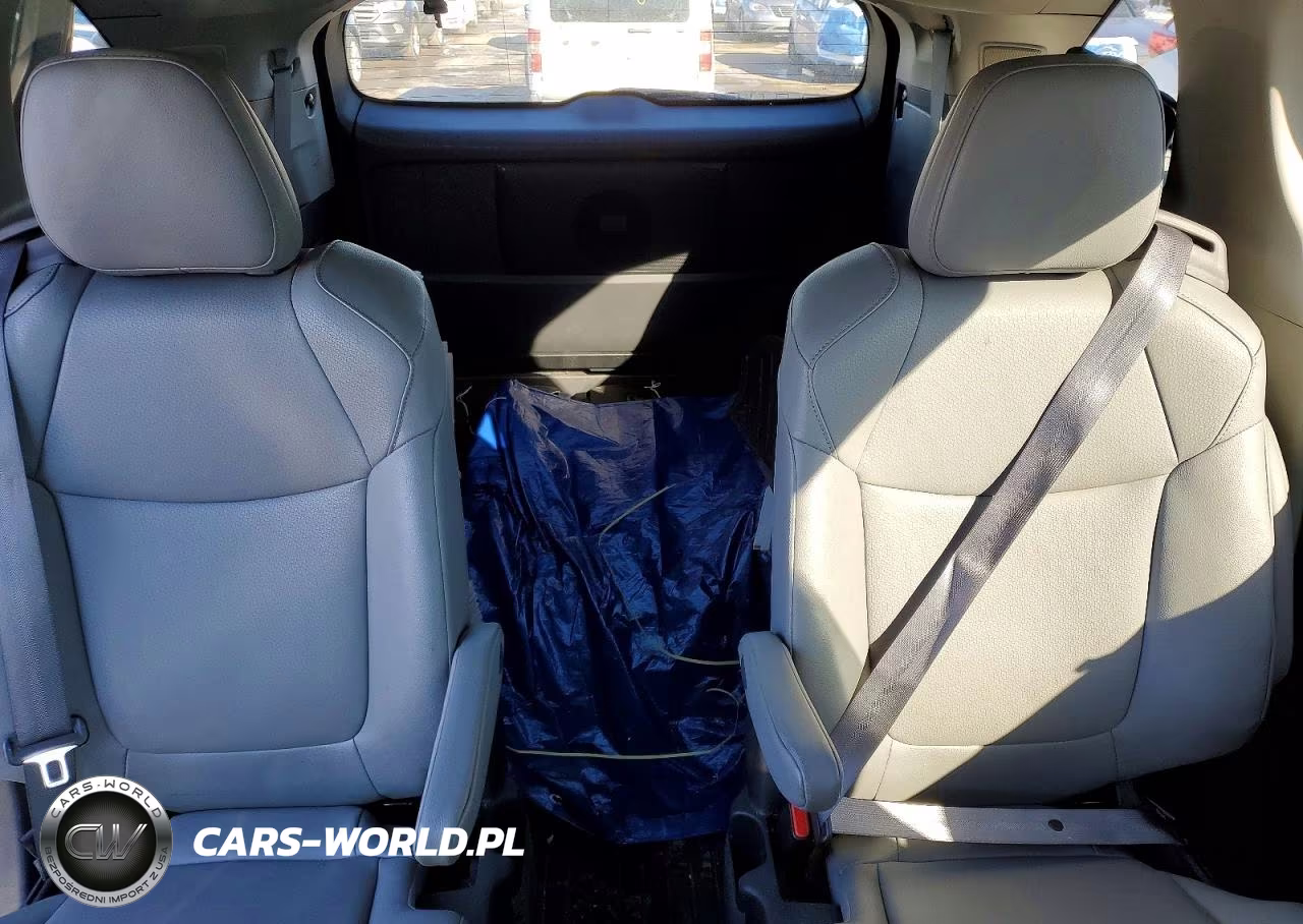 2023 Toyota Sienna Xle 7-Passenger VIN:5TDJSKFC9PS107583 - 10