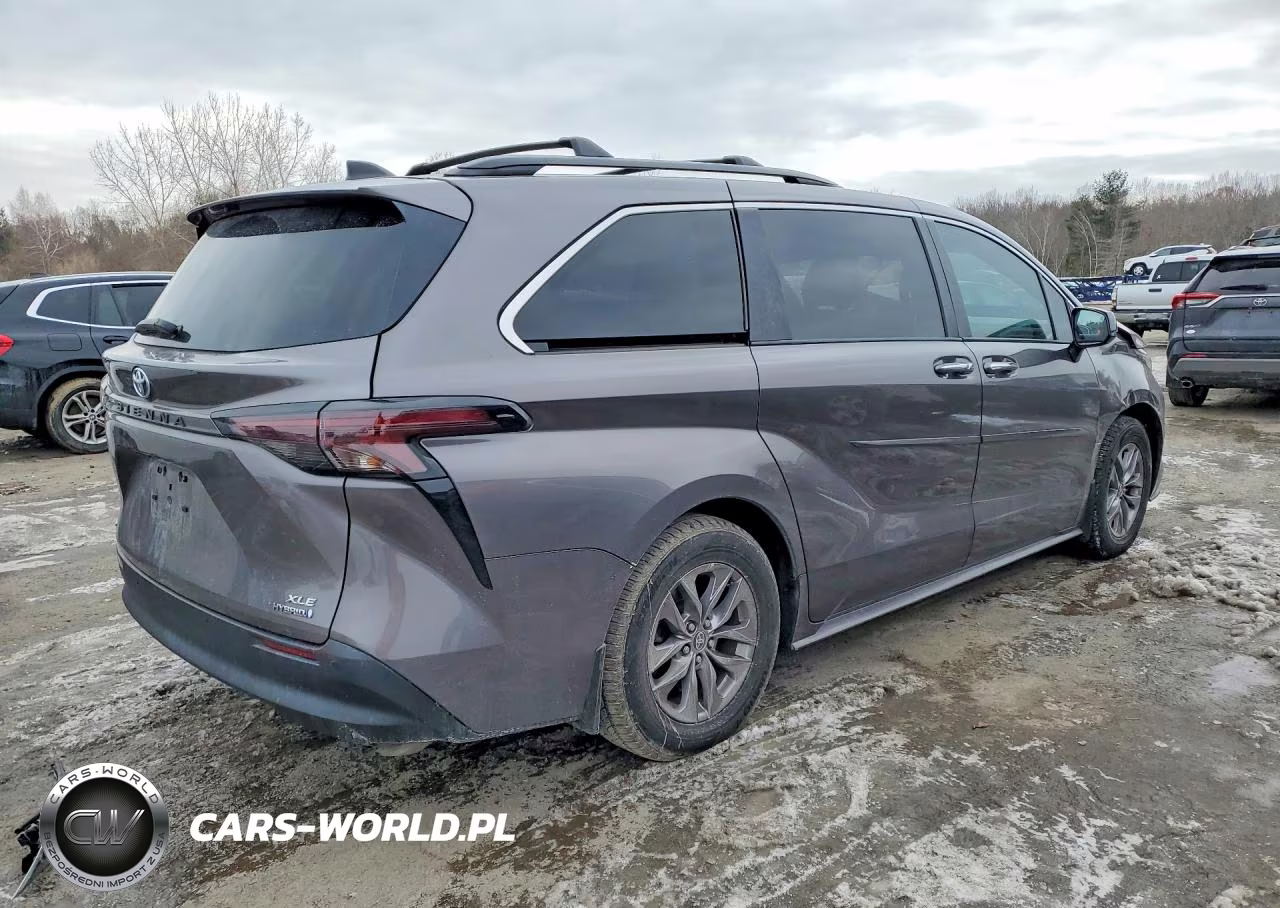 2023 Toyota Sienna Xle 7-Passenger VIN:5TDJSKFC9PS107583 - 3