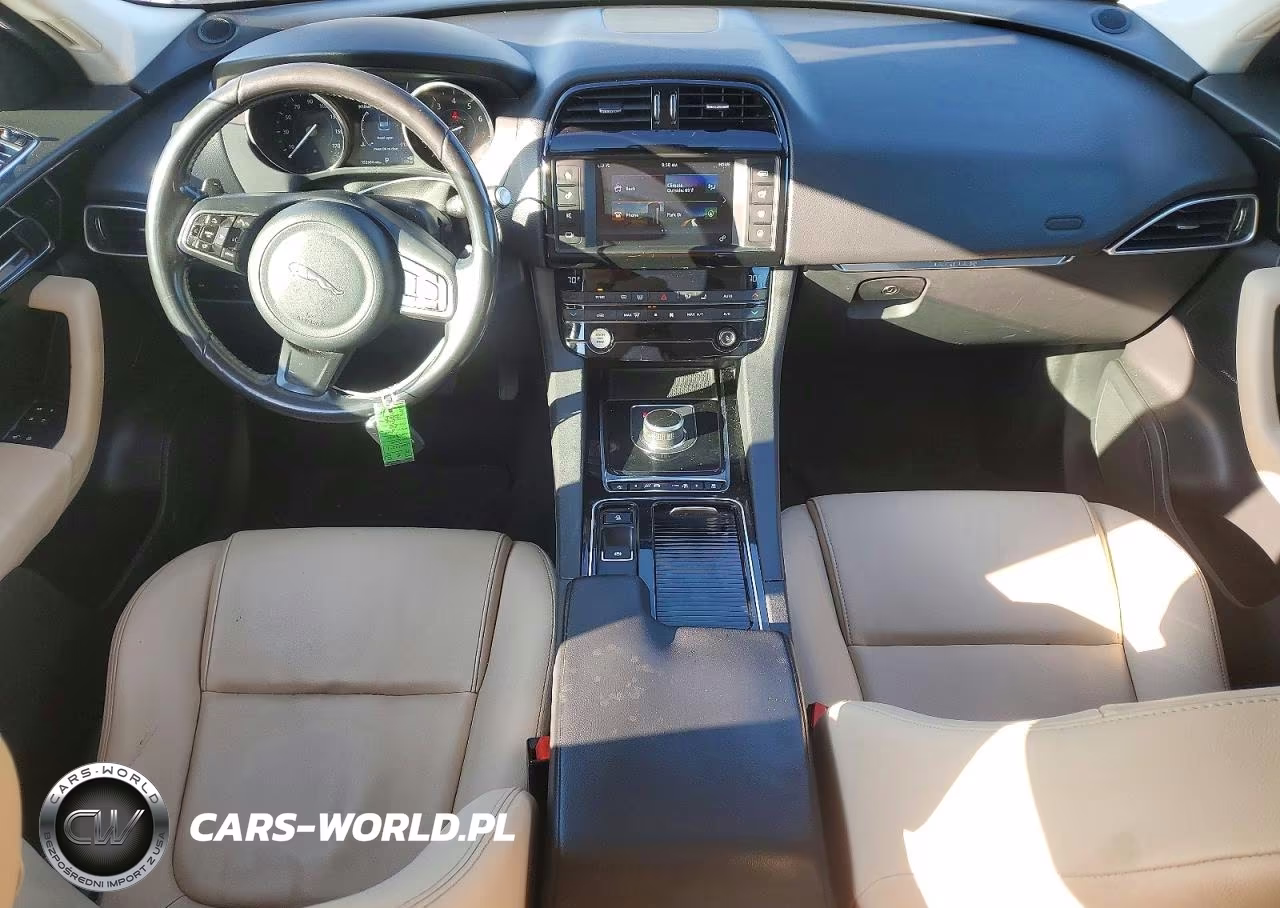 2018 Jaguar F-Pace Premium VIN:SADCJ2GX9JA283880 - 8