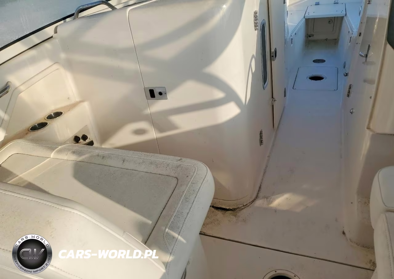 2018 Grady White Boat VIN:NTLNF312L718 - 6
