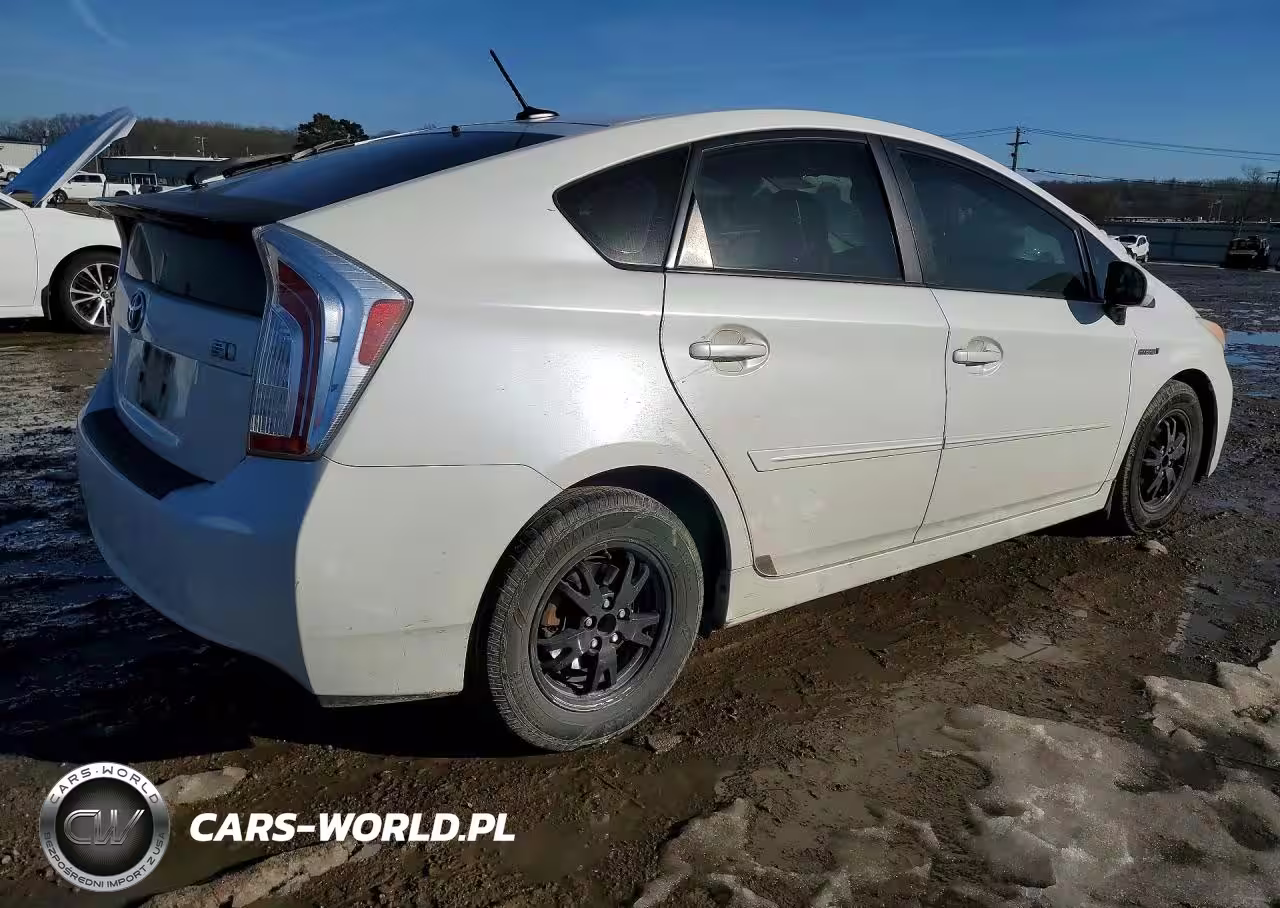 2013 Toyota Prius VIN:JTDKN3DUXD5550484 - 3