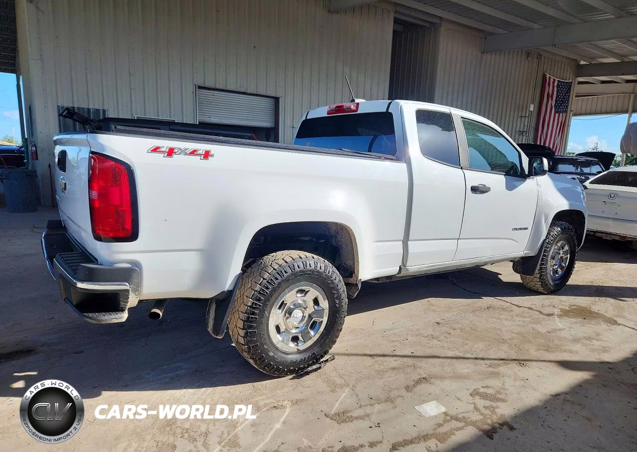 2015 Chevrolet Colorado VIN:1GCHTAEA7F1193901 - 3