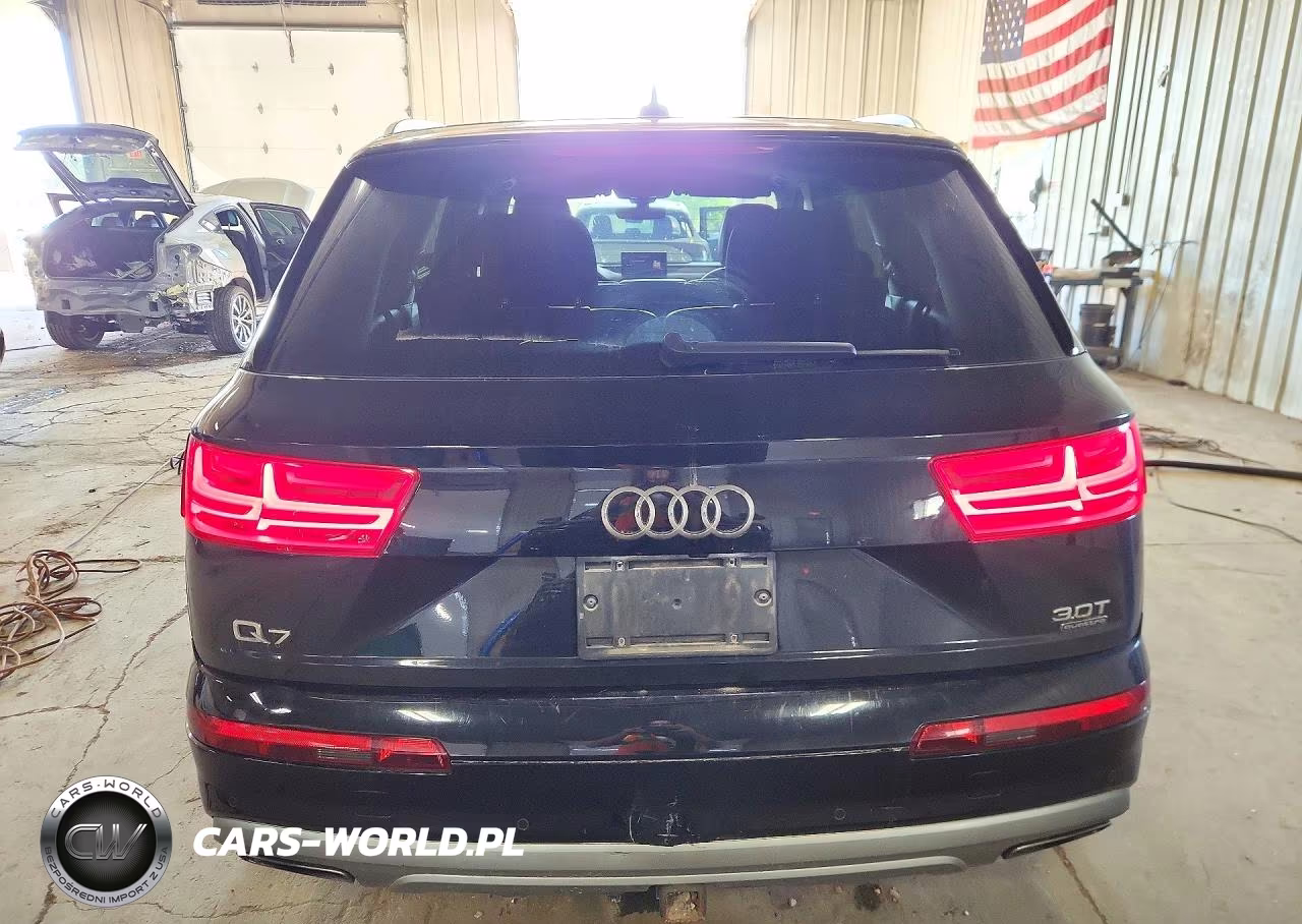2018 Audi Q7 Prestige VIN:WA1VAAF70JD020444 - 6