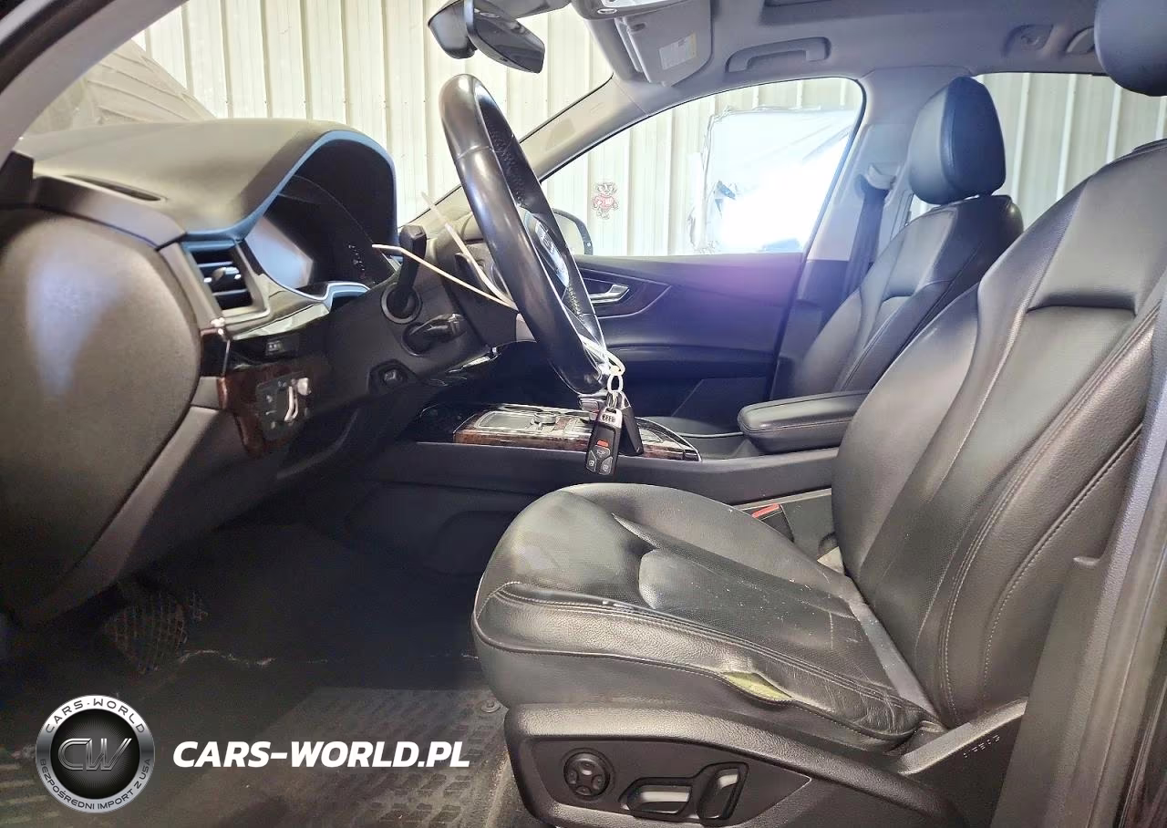 2018 Audi Q7 Prestige VIN:WA1VAAF70JD020444 - 7