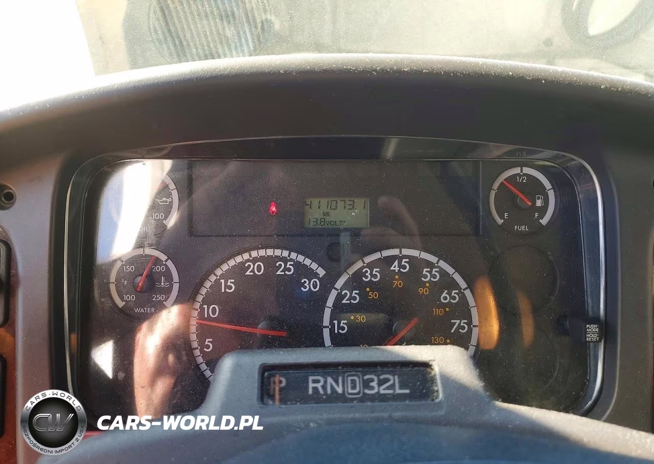 2009 Freightliner Business Class M2 Box Truck VIN:1FVACWDUX9HAF2376 - 9