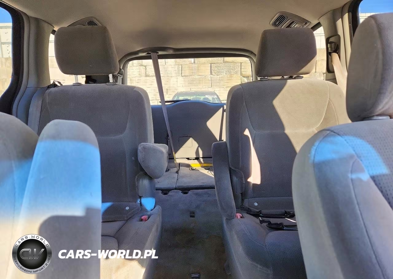 2005 Toyota Sienna Le 7 Passenger VIN:5TDZA23C35S252013 - 10