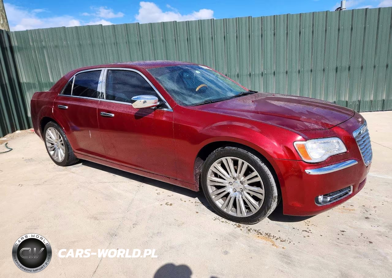 2014 Chrysler 300C VIN:2C3CCAEG6EH135989 - 4