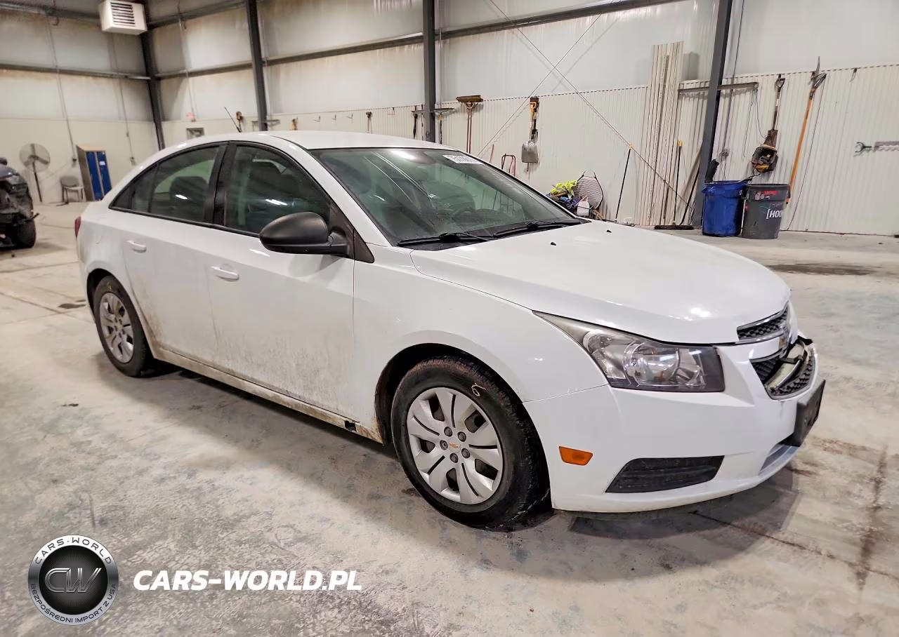 2013 Chevrolet Cruze Ls VIN:1G1PA5SH5D7312199 - 4