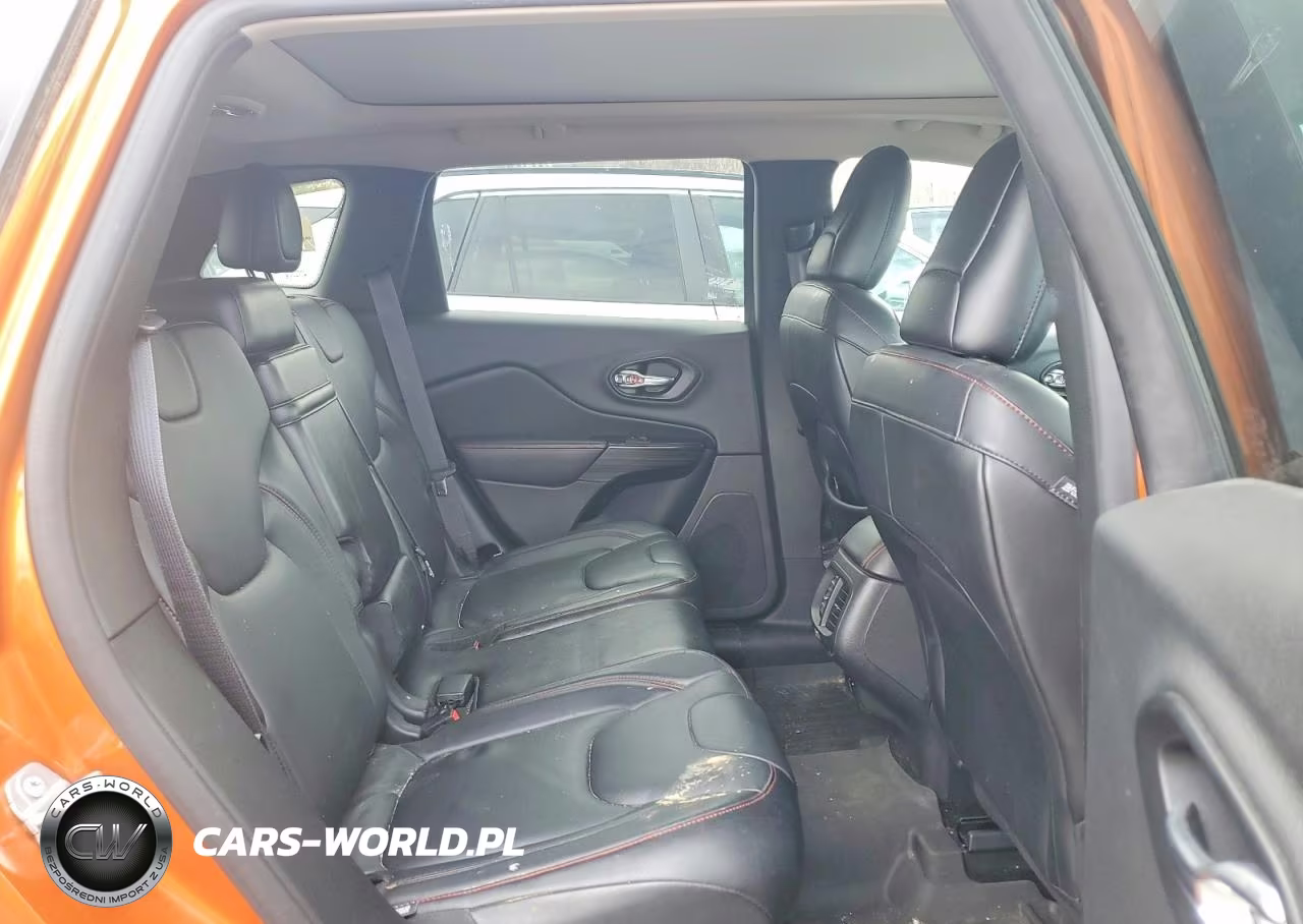 2014 Jeep Cherokee VIN:1C4PJMBS7EW215834 - 11