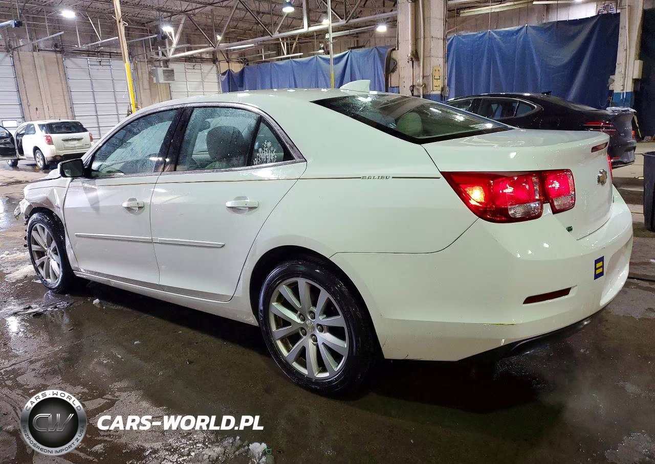 CHEVROLET MALIBU 2LT VIN:1G11D5SL3FF334406 - 2