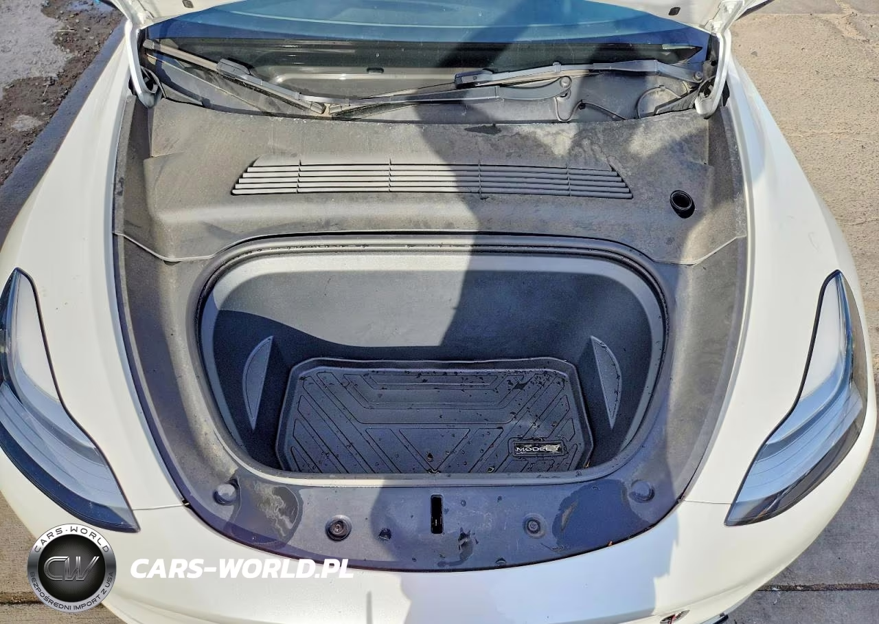 2021 Tesla Model Y VIN:5YJYGDEE6MF295963 - 12