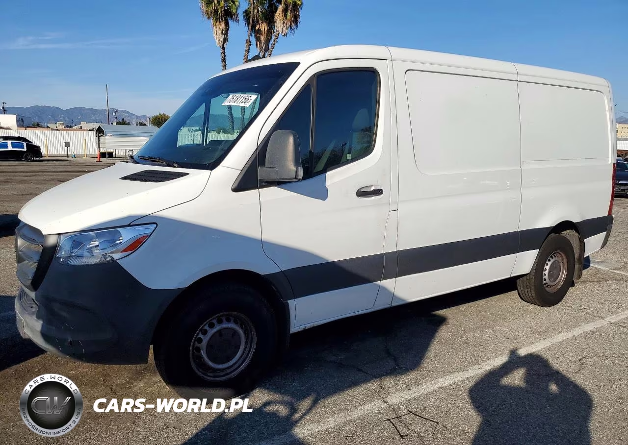 2023 Mercedes-Benz Sprinter 2500 Delivery Van