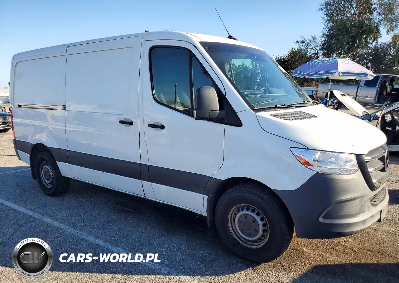 2023 Mercedes-Benz Sprinter 2500 Delivery Van VIN:W1Y4NBHY2PT131332 - 4