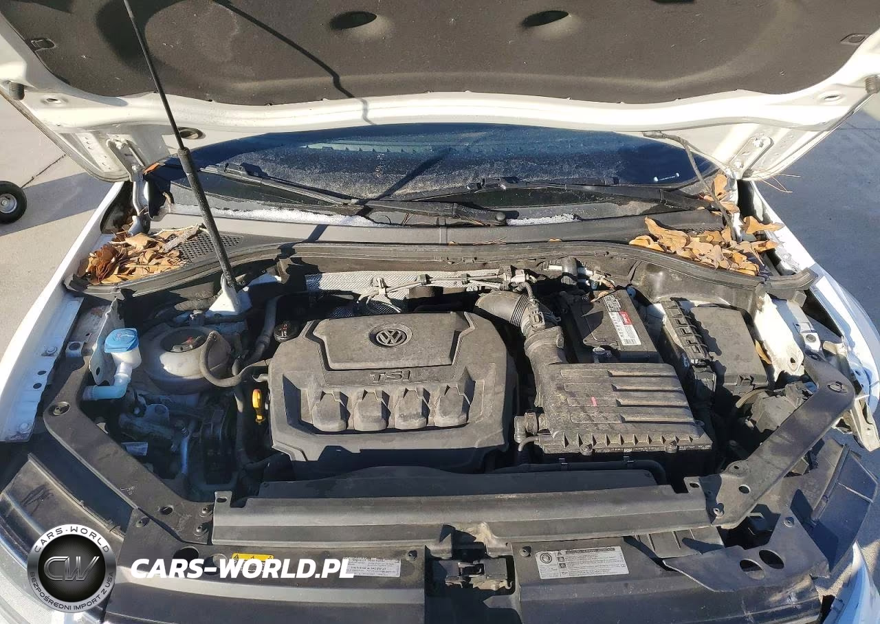 2018 Volkswagen Tiguan S VIN:3VV1B7AX9JM111505 - 12