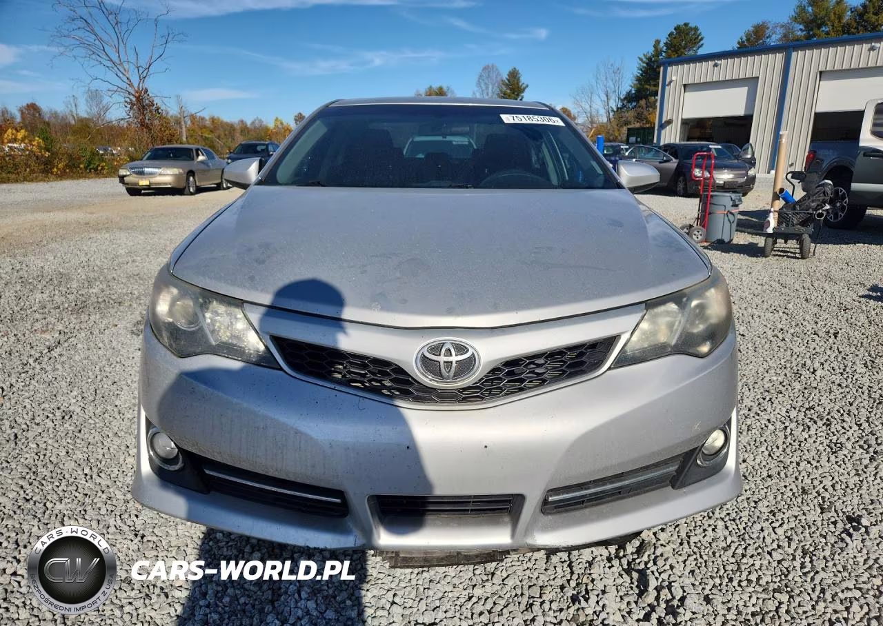 2014 Toyota Camry Se VIN:4T1BF1FK9EU767864 - 5