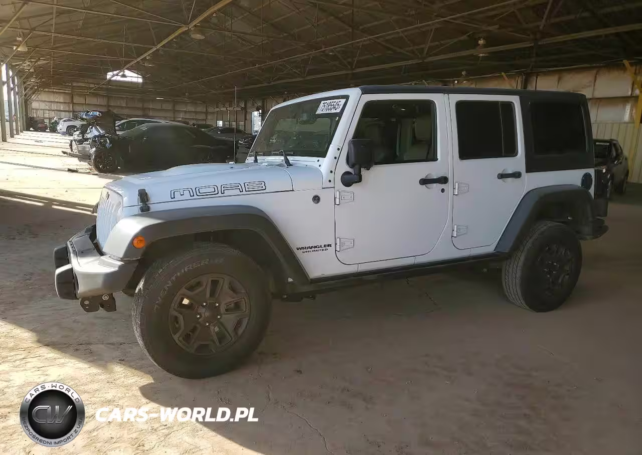 2013 Jeep Wrangler Unlimited Sahara