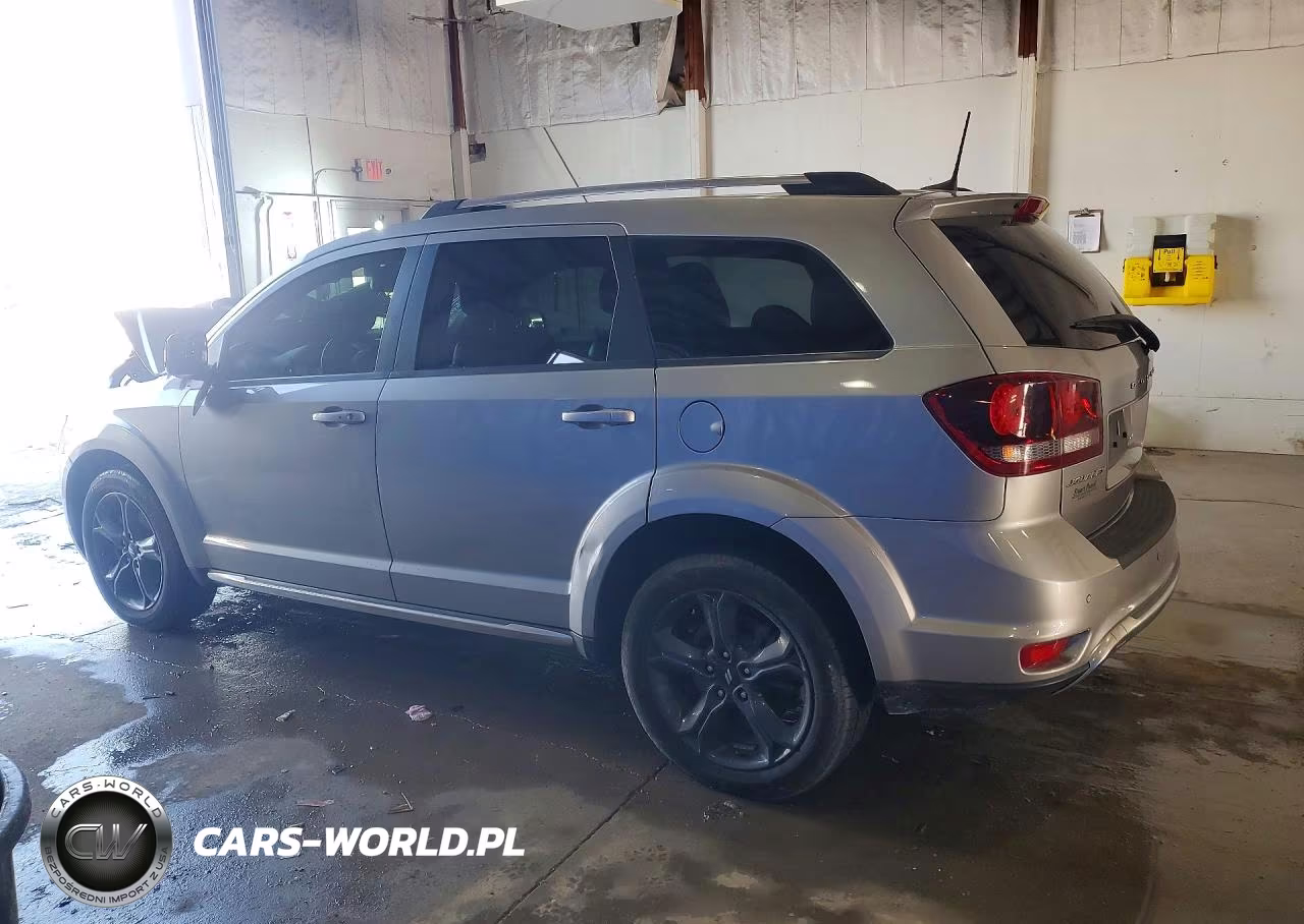 2020 Dodge Journey Crossroad VIN:3C4PDCGB4LT266785 - 2