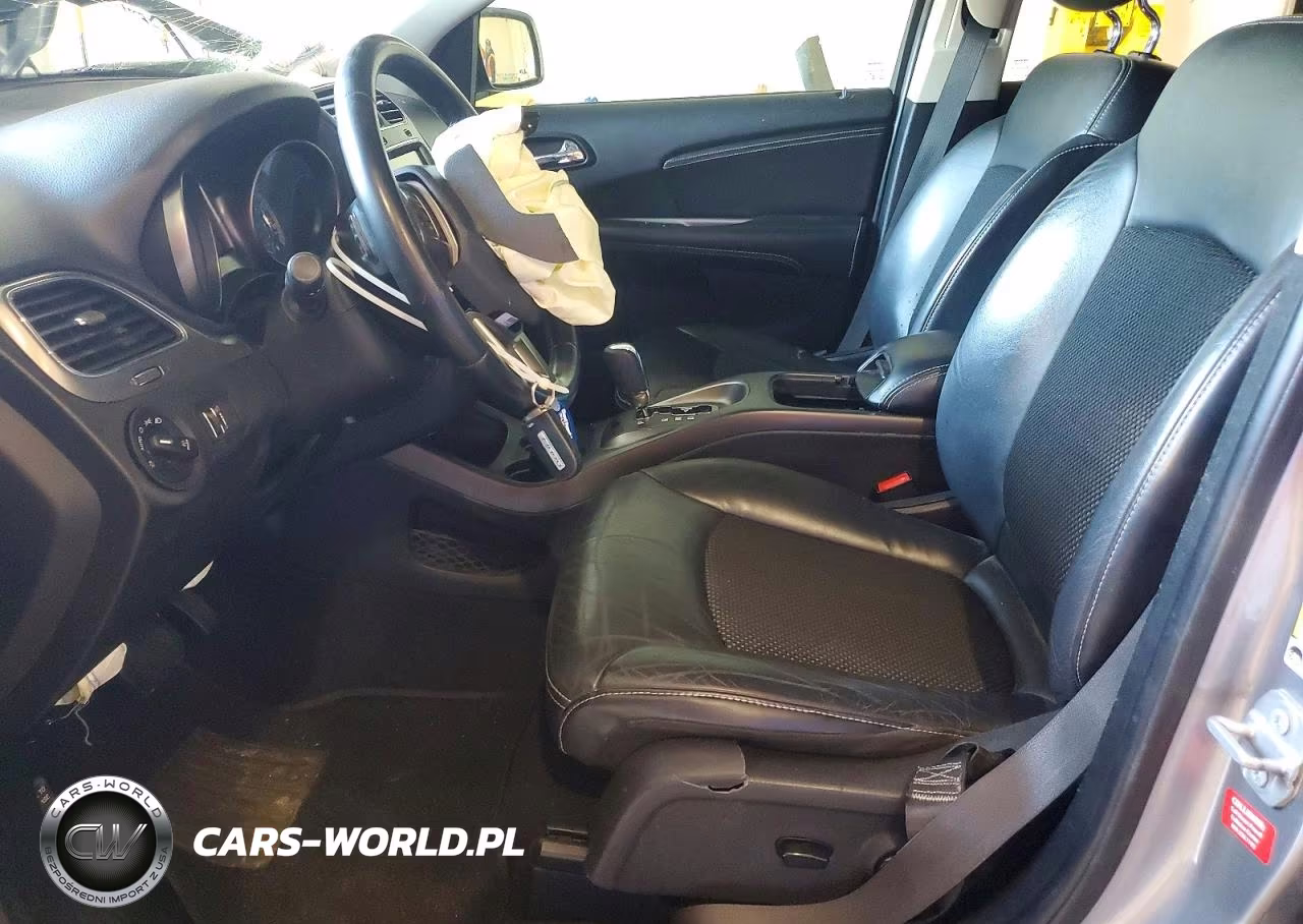 2020 Dodge Journey Crossroad VIN:3C4PDCGB4LT266785 - 7