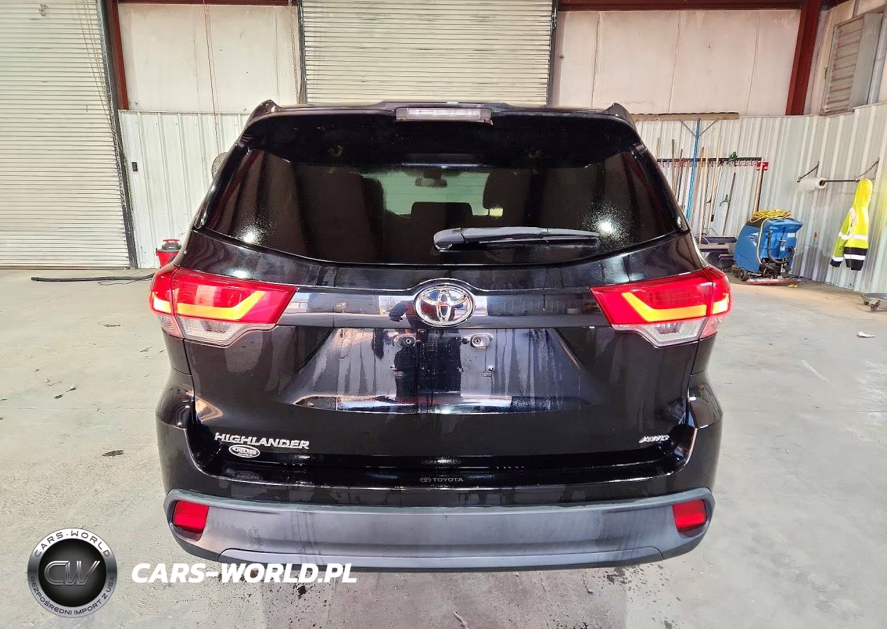 2019 Toyota Highlander Le VIN:5TDBZRFH6KS955336 - 6