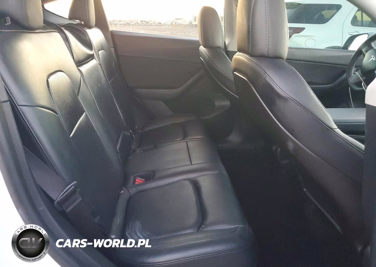 2021 Tesla Model Y VIN:5YJYGDEE9MF207536 - 10