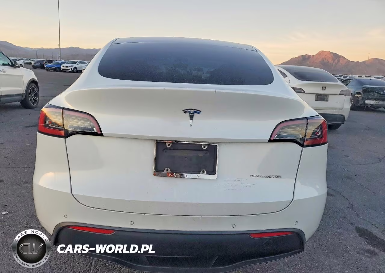 2021 Tesla Model Y VIN:5YJYGDEE9MF207536 - 6