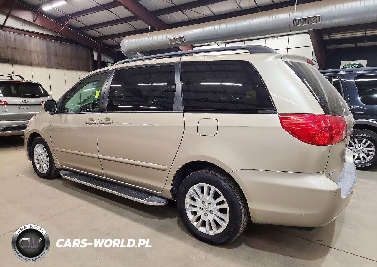 2008 Toyota Sienna Xle VIN:5TDBK22C28S013332 - 2
