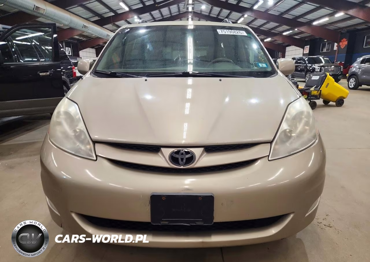 2008 Toyota Sienna Xle VIN:5TDBK22C28S013332 - 5