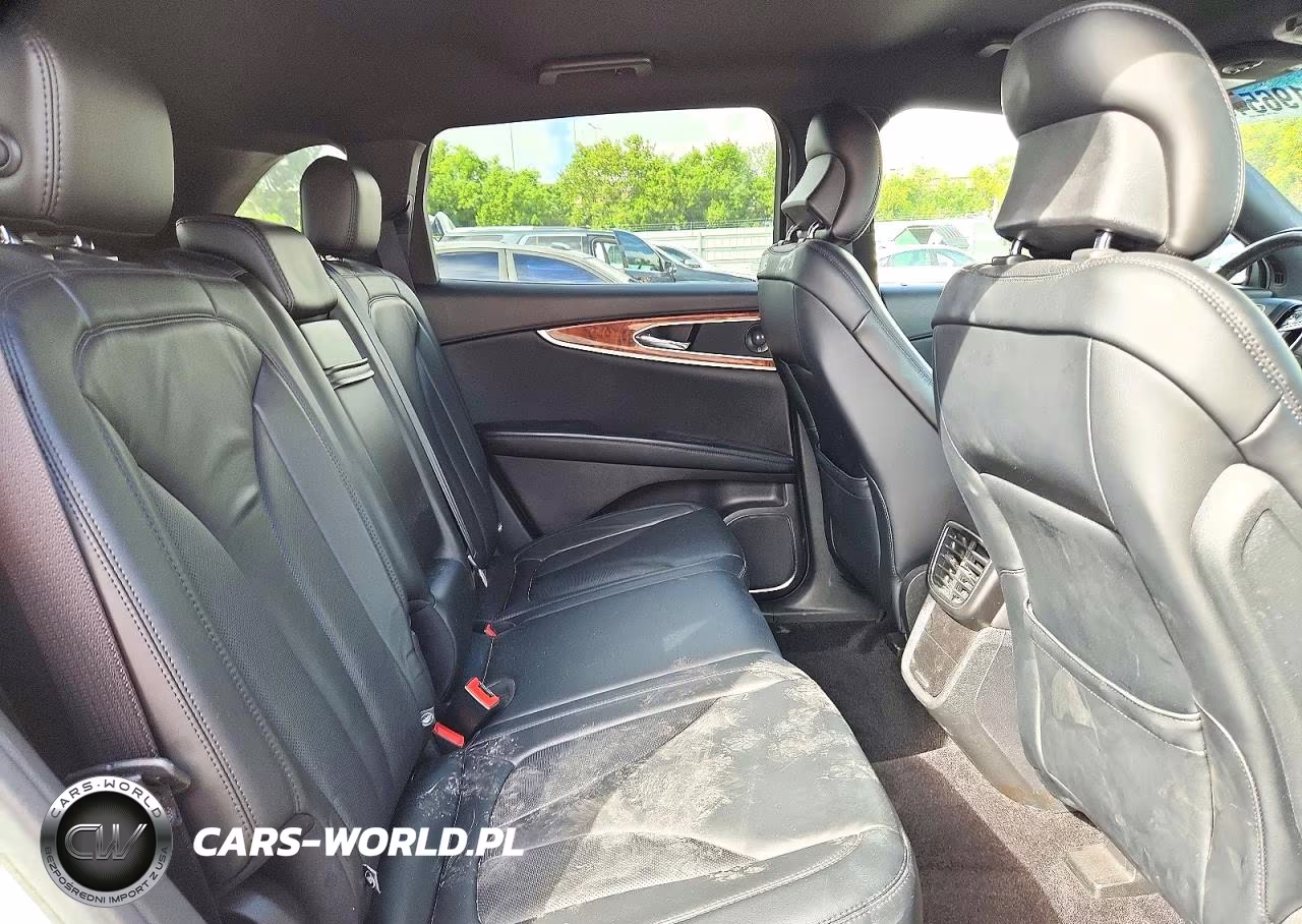 2019 Lincoln Nautilus Select VIN:2LMPJ6K94KBL19820 - 11