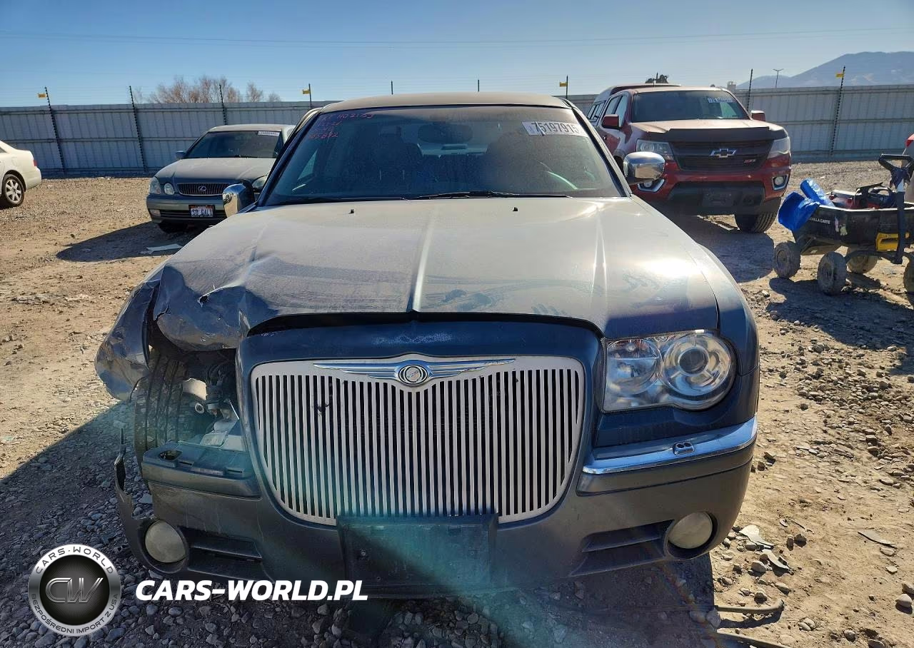 2005 Chrysler 300C VIN:2C3JA63H35H665892 - 5