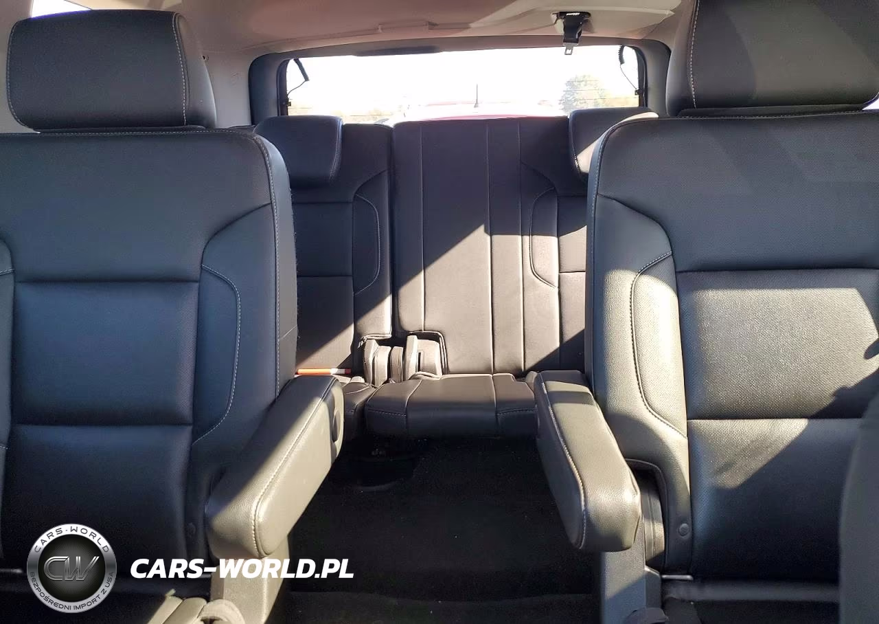 2018 Chevrolet Tahoe K1500 Premier VIN:1GNSKCKCXJR137124 - 10