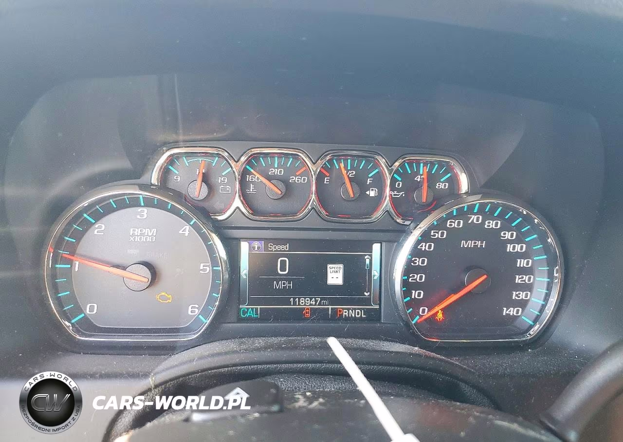 2018 Chevrolet Tahoe K1500 Premier VIN:1GNSKCKCXJR137124 - 9