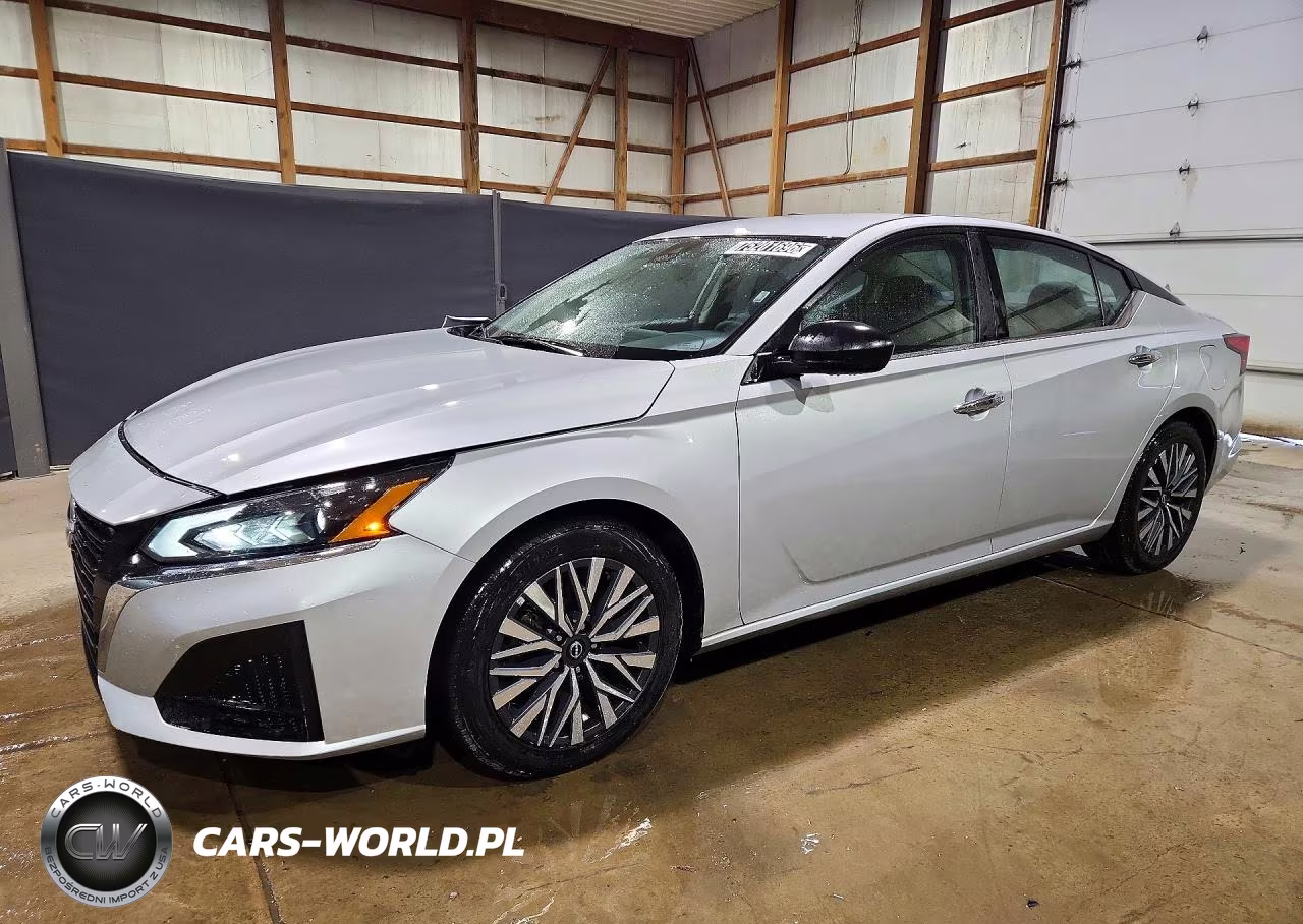 2025 Nissan Altima Sv – zdjęcie 1 z 13