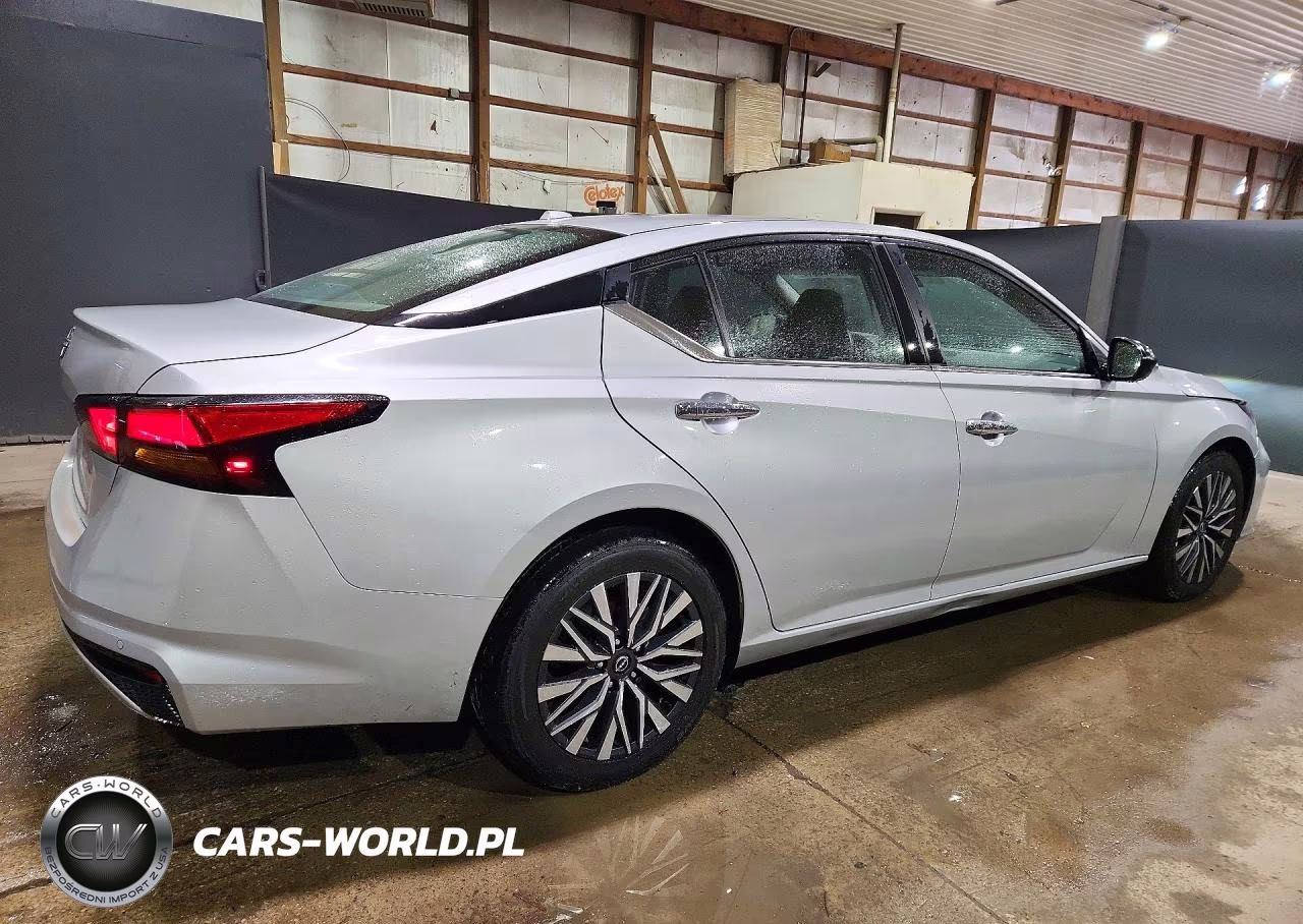 2025 Nissan Altima Sv VIN:1N4BL4DV1SN356837 - 3