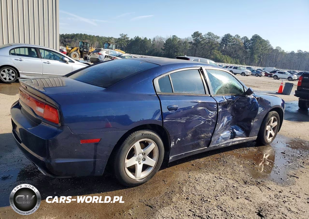 2013 Dodge Charger Se VIN:2C3CDXBG6DH568375 - 3