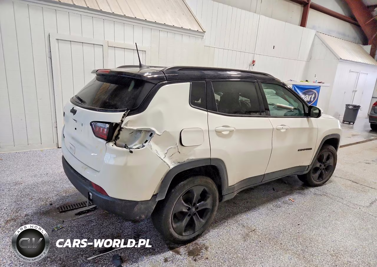 2019 Jeep Compass Latitude VIN:3C4NJDBB5KT654023 - 3