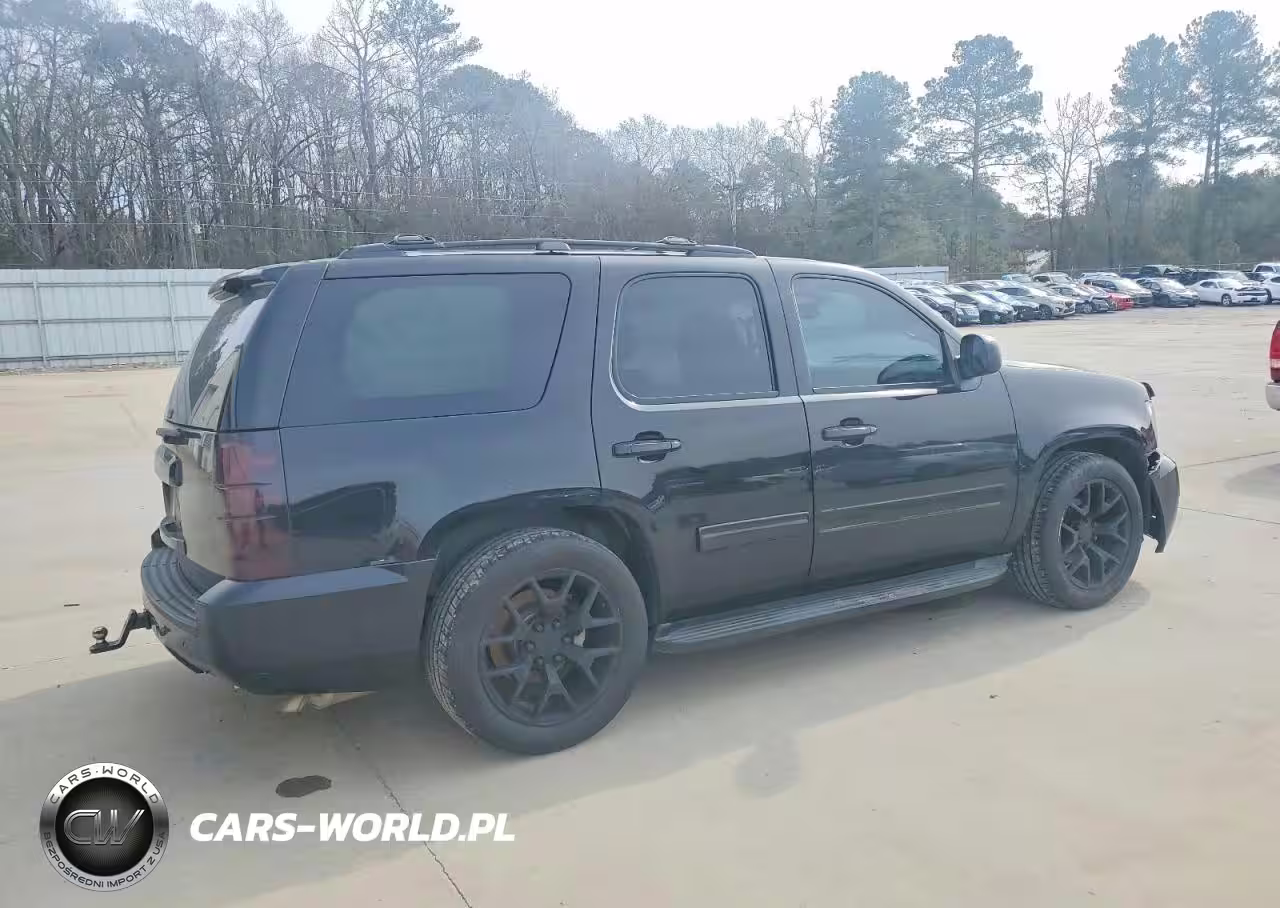 2013 Chevrolet Tahoe C1500 Lt VIN:1GNSCBE04DR349952 - 3