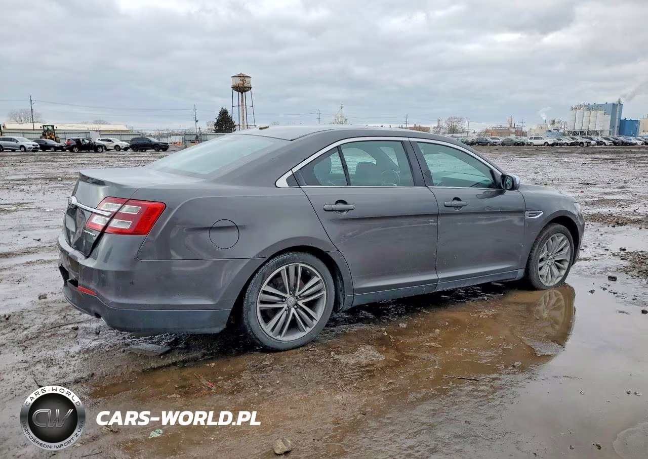 2019 Ford Taurus Limited VIN:1FAHP2F87KG110745 - 3