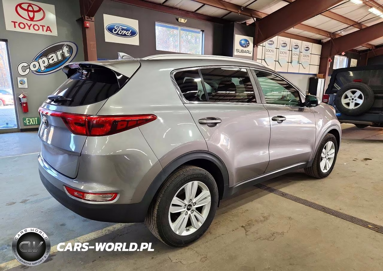 2018 Kia Sportage Lx VIN:KNDPMCAC7J7407884 - 3