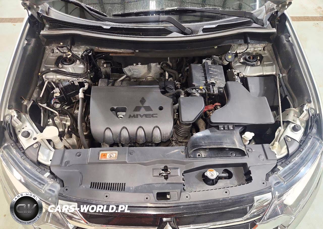 2018 Mitsubishi Outlander Se VIN:JA4AZ3A34JZ026774 - 12