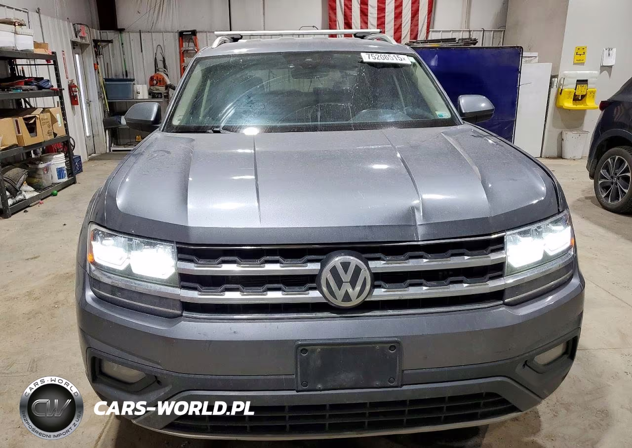 2018 Volkswagen Atlas Se VIN:1V2LR2CA3JC530240 - 5