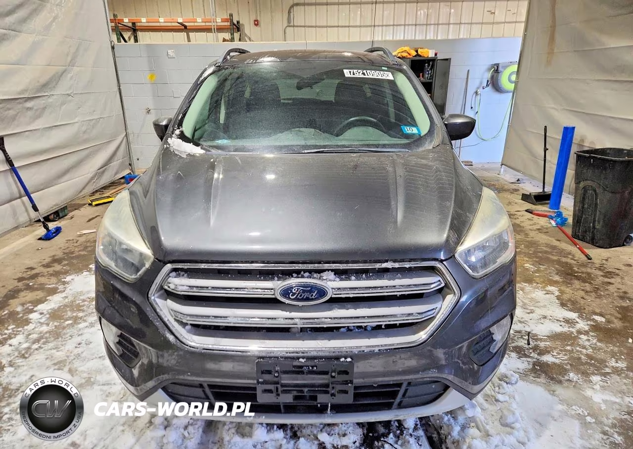 2018 Ford Escape Se VIN:1FMCU0GD3JUB19239 - 5