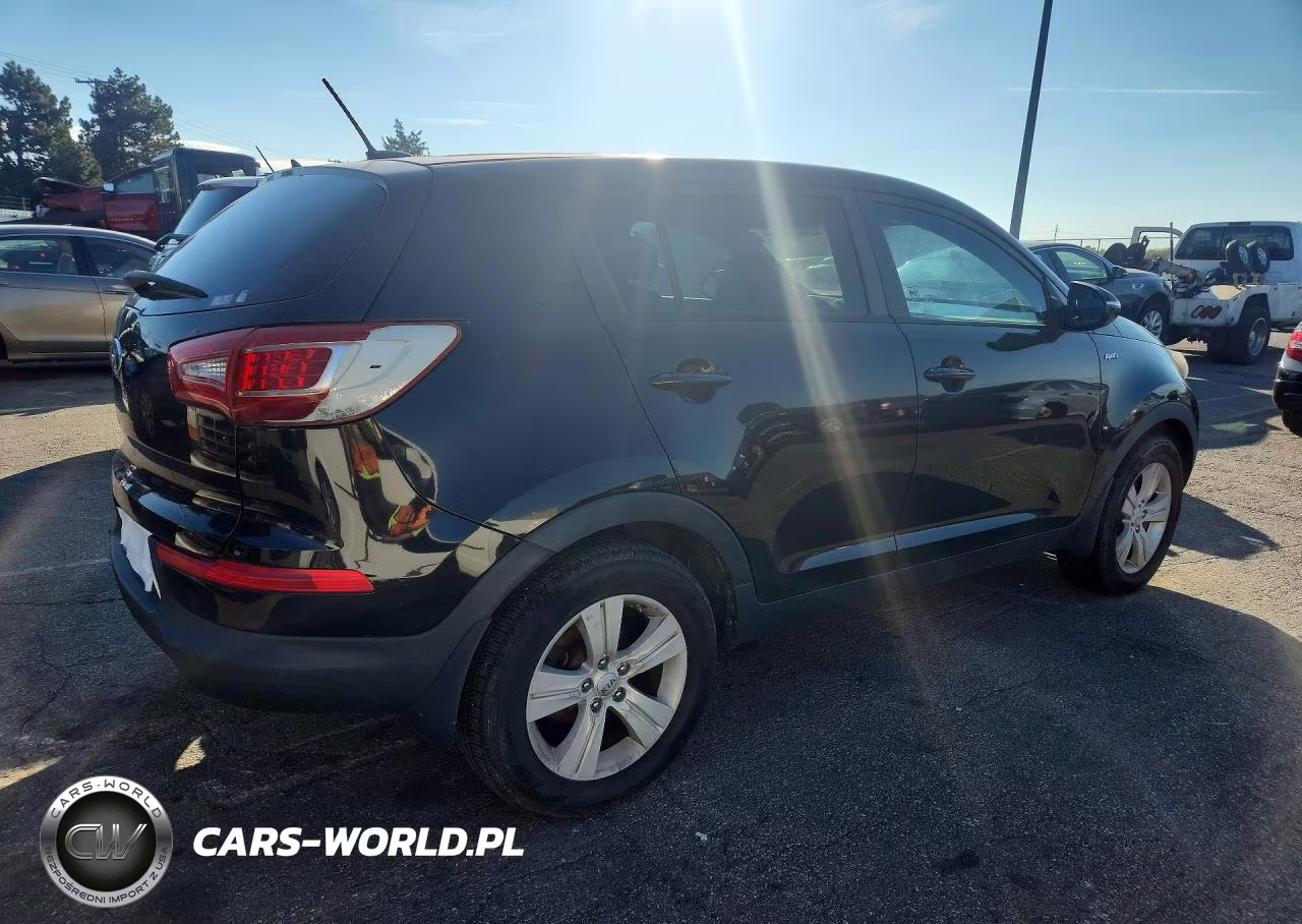 2013 Kia Sportage Lx VIN:KNDPBCA21D7491122 - 3